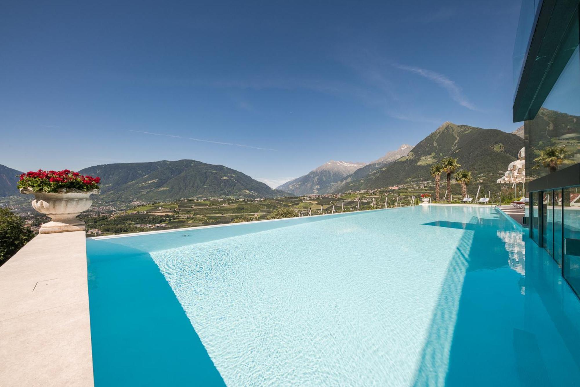 Hotel Tyrol Schenna Exterior foto
